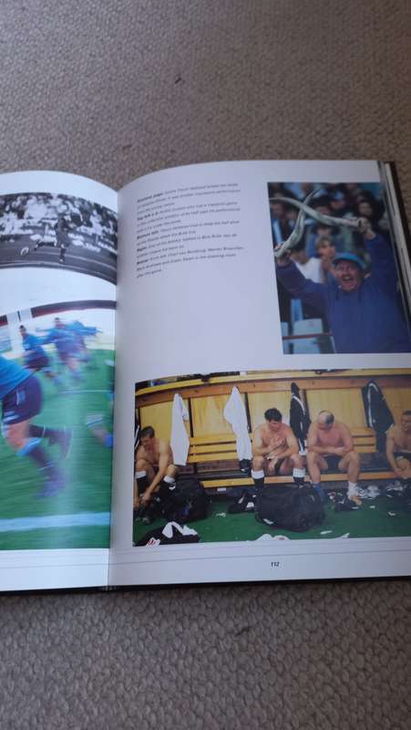 " BLACK & WHITE A SEASON WITH THE SHARKS " SIGNED BY LEGEND PIETER MULLER !!!